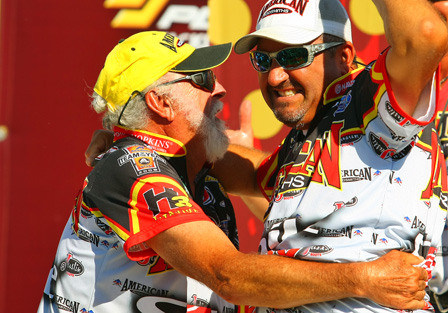 Cajun Phil & Captain Kevin celebrate their win at the Redfish Cup Championship